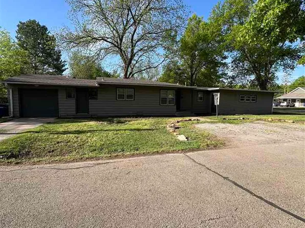 1721 W 10th Ave, Stillwater, OK 74074