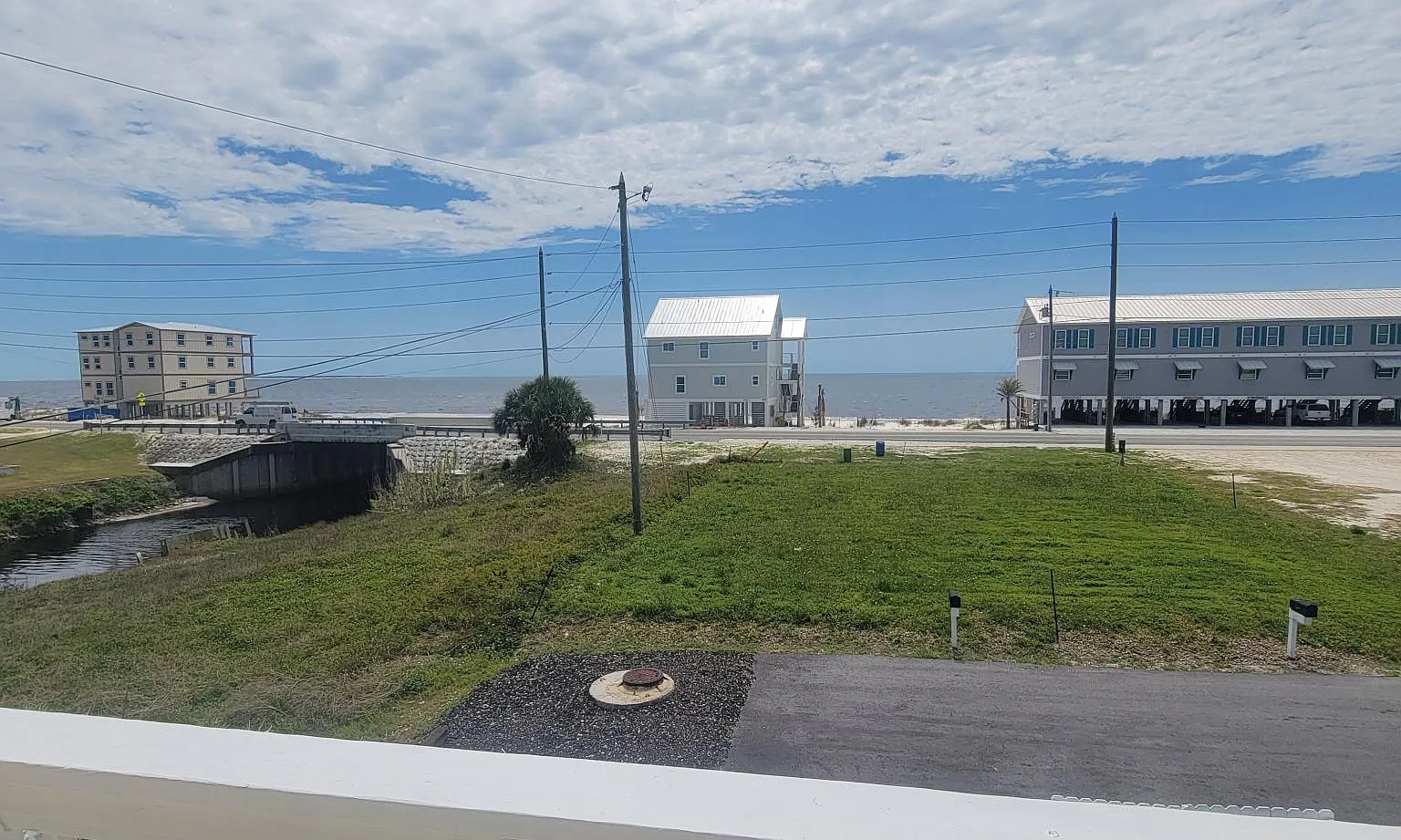 822 Oleander Ave — Photo 4