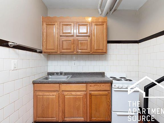2nd image of 4645 N Elston Ave #1B
