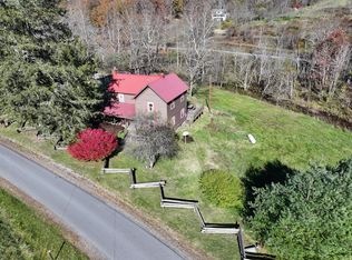 6412 Denmar Rd, Hillsboro, WV 24946