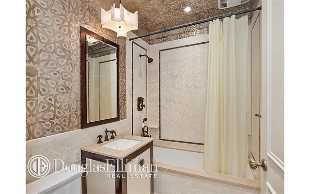 Sold by Douglas Elliman | media 4