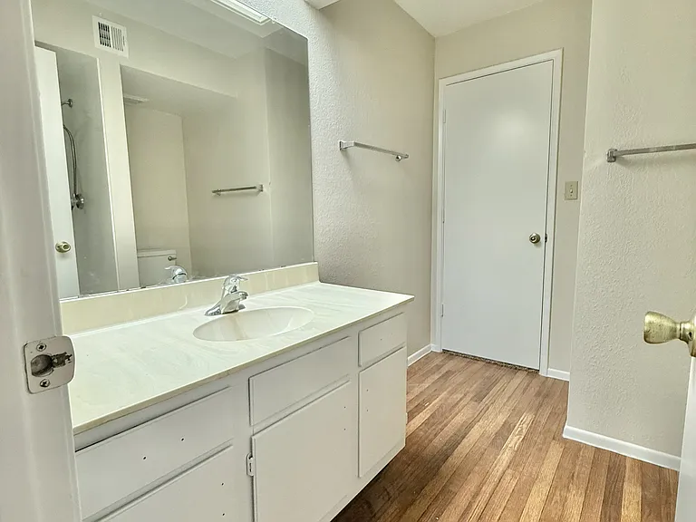 6480 N 82nd St #237 — Photo 9