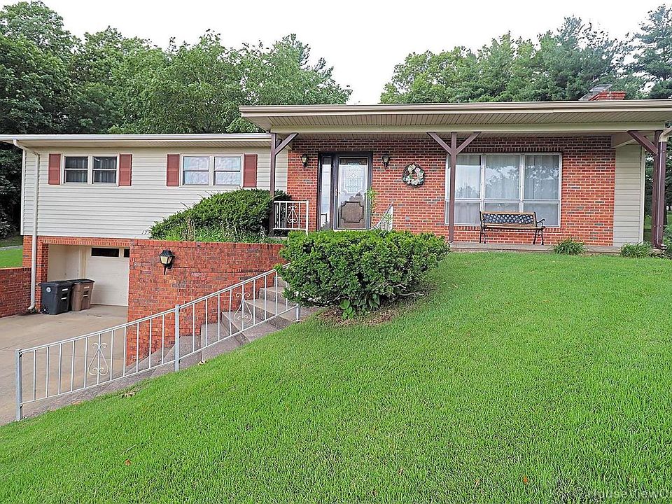 1st image of 1730 Fremont Dr