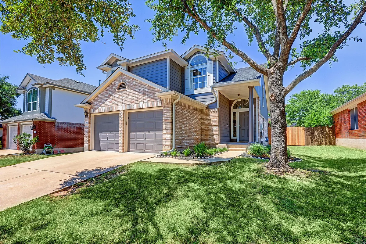 Building Photo - 1816 W Pflugerville Pkwy