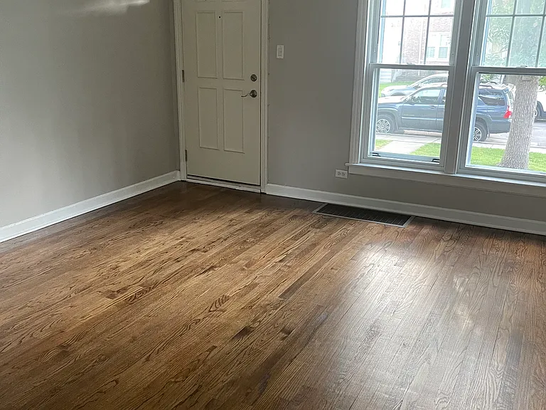 6412 S Lorel Ave — Photo 2