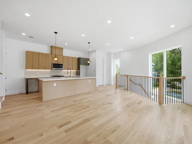 4605 Belmont Ave #A2 — Photo 17