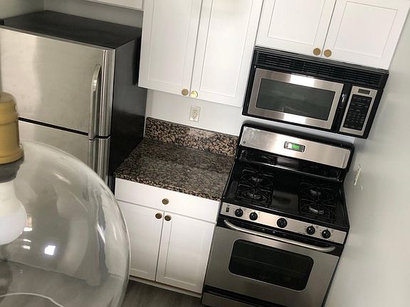 5th image of 544 S Front St APT 304