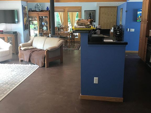 4th image of 13280 Corrie Dale Ln