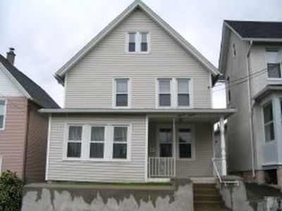1116 N Irving Ave, Dunmore, PA, 18510