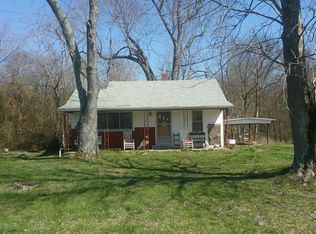 12268 N Old Faithful Ln, Woodlawn, IL 62898