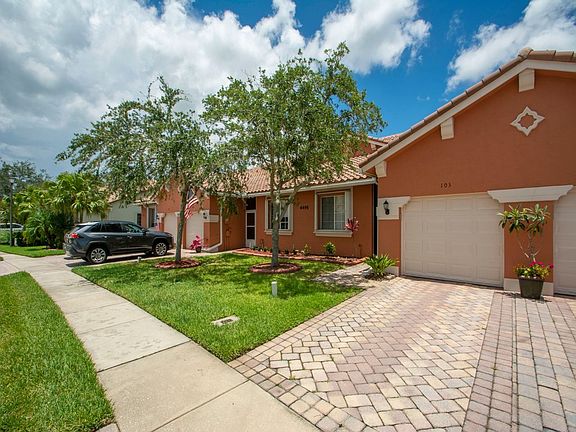 2nd image of 6495 Oxford Cir