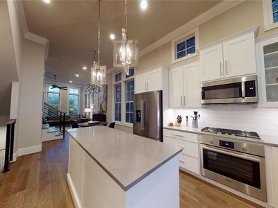 14965 Magnolia St, Addison, TX, 75001
