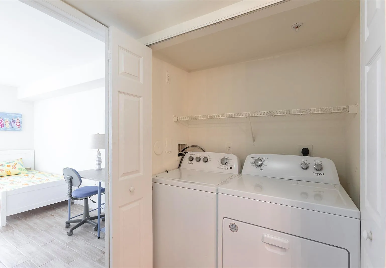 2 bed, 960 sqft, $2,605 — Photo 4