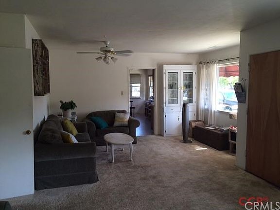 5th image of 842 Center St