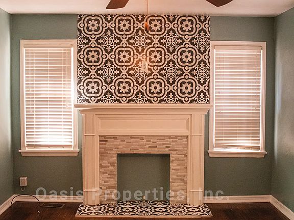 5th image of 2502 NW 16th St #2502