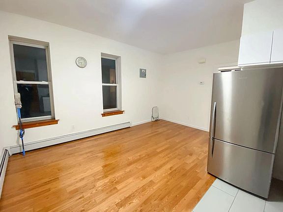 4th image of 1423 82nd St #2F