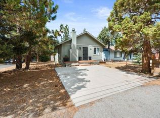 196 Sunset Ln, Big Bear City, CA 92386