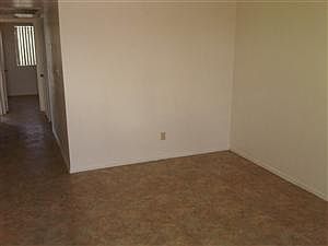 4th image of 1934 W Village Dr