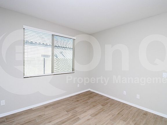 4th image of 18041 W Muirwood Dr