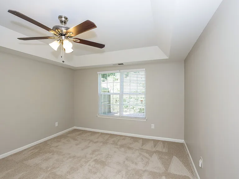 5929 Brookfield Pointe Dr — Photo 12