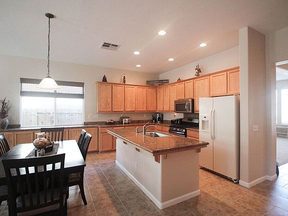5th image of 5631 Coloma Ct