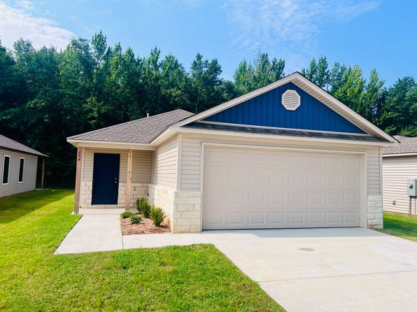 144 Jonathan Dr