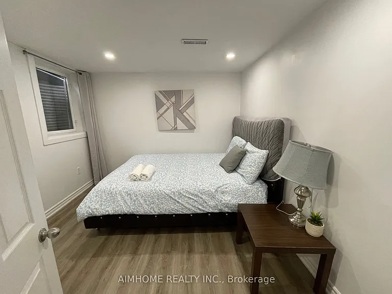 166 Fincham Ave #BASEMENT — Photo 5