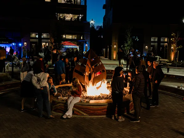 Homes Available Soon, Discovery West