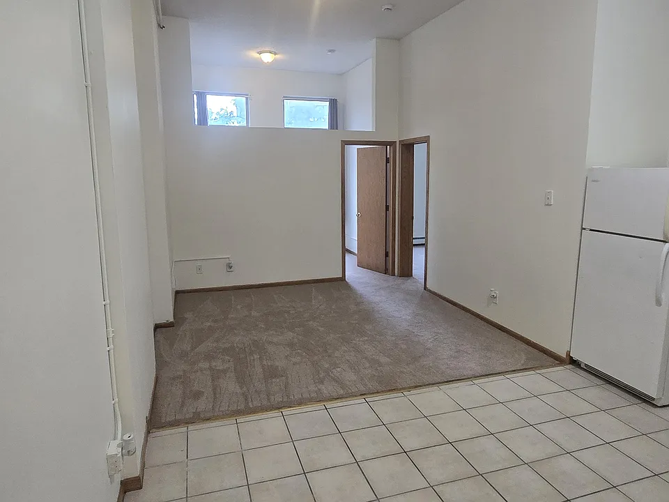 425 Cedar Ave #413-2