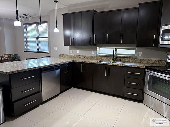 5th image of 3017 San Miguel Cir APT A