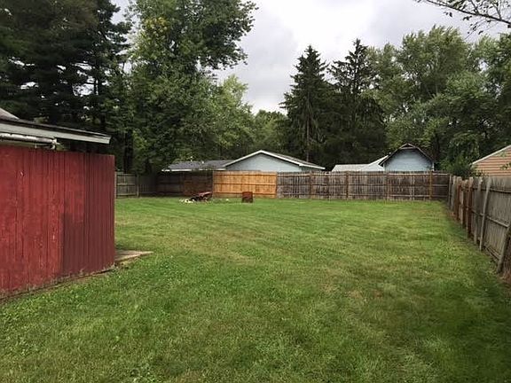 2nd image of 632 Wellington Ave