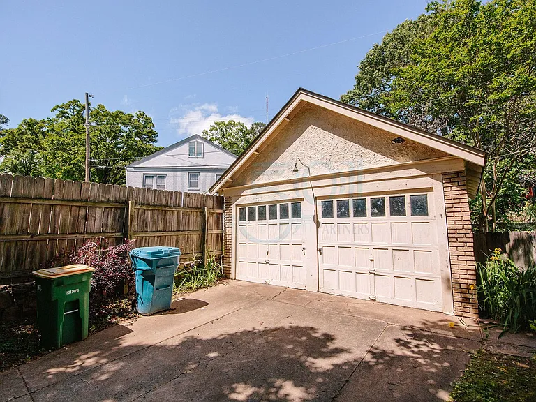 1508 Kavanaugh Blvd — Photo 40