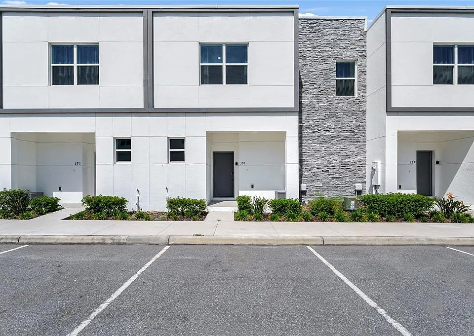 395 Famagusta Dr