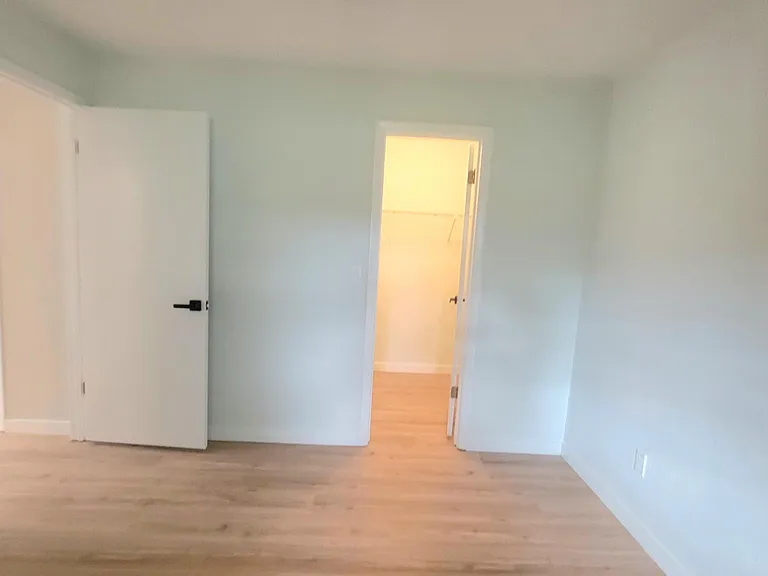 107 Deer Lake Cir — Photo 18