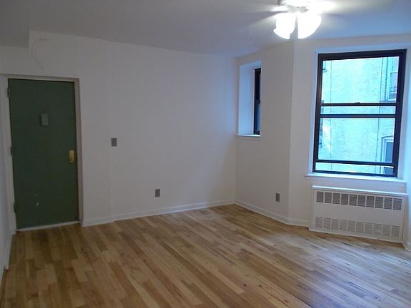 4th image of 586 Prospect Pl #2C