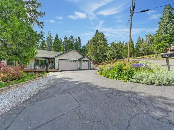 3775 Garnet Rd, Pollock Pines, CA 95726