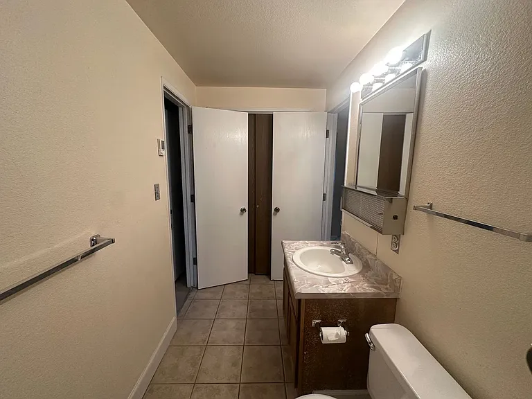 1500 Ellendale Ct — Photo 19