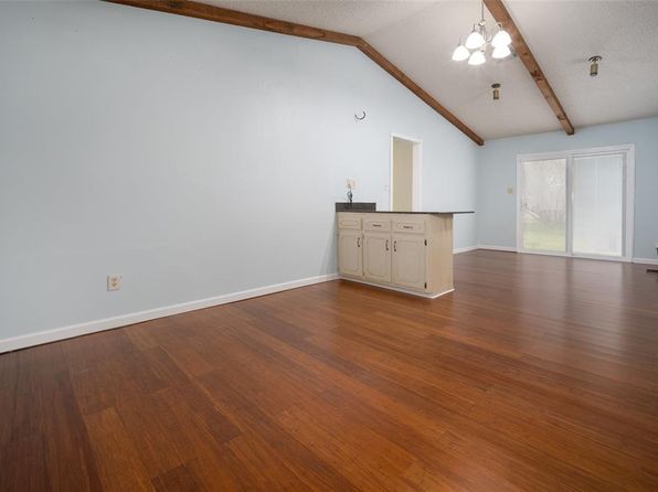 4979 State Highway 3w, Byars, OK 74831