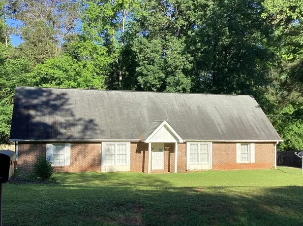 9235 Colony Dr NW, Covington, GA