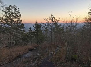 4 Bench Rd, Pikeville, TN 37367