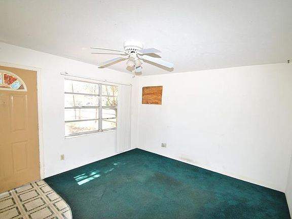 2nd image of 395 Orange Ln