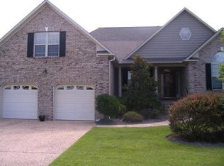 817 Highlands Dr, Hampstead, NC 28443