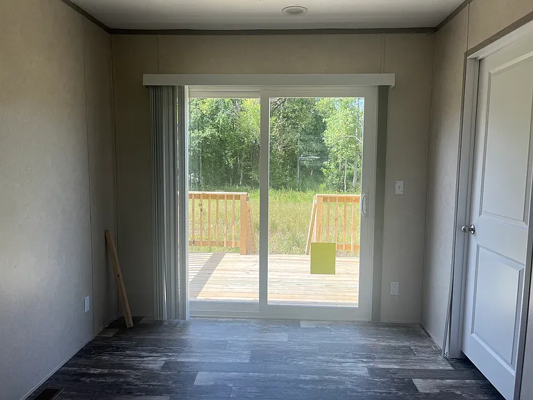 1438 Nathan Dr — Photo 2