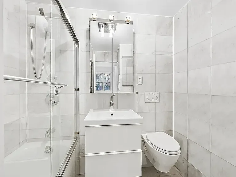 217 W 14th St #2F — Photo 10