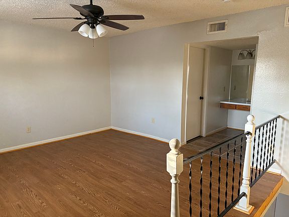 4th image of 5044 Meandering Ln