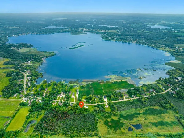 7723 East Wind Lake ROAD, Waterford, WI 53185