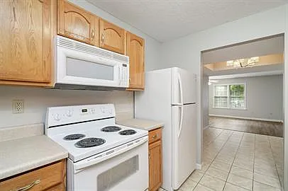2450 Town Creek Rd W #E9 — Photo 8