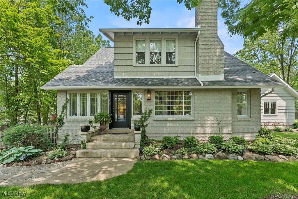 Real estate listing image
