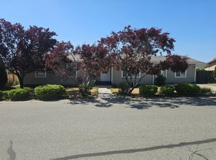 604 Bramble Ave, Omak, WA 98841