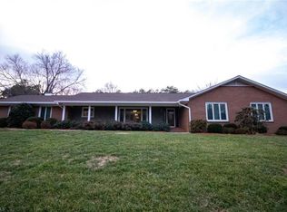 319 N Payne Rd, Winston Salem, NC 27127